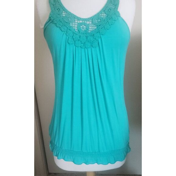 T13 Willie Smith green tank with crocheted neckline - Picture 1 of 9